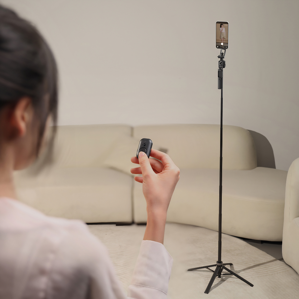 Chân Máy Tripod Kiêm Gậy Selfie Từ Tính AI Ulanzi TT23M – Tự Động Bám Theo Chủ Thể, Điều Khiển Cử Chỉ Tay, Hút MagSafe, Chân 4 Điểm Vững Chãi Chân Máy Tripod Kiêm Gậy Selfie Từ Tính AI Ulanzi TT23M – Tự Động Bám Theo Chủ Thể, Điều Khiển Cử Chỉ Tay, Hút MagSafe, Chân 4 Điểm Vững Chãi - Ảnh 3