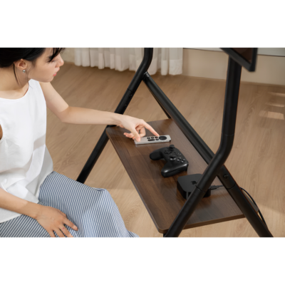Giá Treo TV Di Động Hyperwork Era Stand TVC03 – Tải Trọng Khủng 80kg, Hỗ Trợ Tivi Cỡ Đại 37-86 Inch, Kệ Gỗ Sang Trọng Giá Treo TV Di Động Hyperwork Era Stand TVC03 – Tải Trọng Khủng 80kg, Hỗ Trợ Tivi Cỡ Đại 37-86 Inch, Kệ Gỗ Sang Trọng - <p class="ng-star-inserted"><strong class="ng-star-inserted"><span class="ng-star-inserted">Giá treo TV di động Era Stand TVC03</span></strong><span class="ng-star-inserted"> là cỗ máy nâng đỡ và di chuyển tivi cỡ đại đỉnh cao nhất hiện nay, được thiết kế chuyên biệt cho các phòng họp hội đồng, hội trường triển lãm và phòng khách biệt thự sang trọng. Sở hữu kết cấu thép công nghiệp siêu vững chãi với mức tải trọng kỷ lục lên tới 80 kg, </span><strong class="ng-star-inserted"><span class="ng-star-inserted">Era Stand TVC03</span></strong><span class="ng-star-inserted"> tương thích hoàn hảo với các dòng tivi khổng lồ từ 37 đến 86 inch cùng các chuẩn VESA lên tới 600x400 mm mà hoàn toàn không rung lắc. Sản phẩm cho phép tùy chỉnh độ cao linh hoạt từ 1250 mm đến 1400 mm, tích hợp khay kệ gỗ Particle Board cao cấp chịu tải 10 kg và hệ thống bánh xe xoay 360 độ có khóa an toàn. Với độ hoàn thiện tinh tế và bảo hành 24 tháng, </span><strong class="ng-star-inserted"><span class="ng-star-inserted">Era Stand TVC03</span></strong><span class="ng-star-inserted"> là sự lựa chọn số một cho không gian của bạn.</span></p>