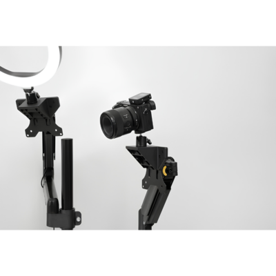 Đầu Chuyển Đổi Hyperwork VA01 – Ngàm VESA Chuẩn 75x75 & 100x100mm, Ballhead Xoay 360 Độ Đa Năng Cho Arm Màn Hình Đầu Chuyển Đổi Hyperwork VA01 – Ngàm VESA Chuẩn 75x75 & 100x100mm, Ballhead Xoay 360 Độ Đa Năng Cho Arm Màn Hình - <strong>Đầu chuyển đổi Hyperwork VA01</strong> là phụ kiện đa năng đột phá giúp biến đổi ngàm arm màn hình chuẩn VESA thành giá đỡ thiết bị quay chụp, livestream và làm việc chuyên nghiệp. Sở hữu đầu ballhead xoay 360° linh hoạt cùng khả năng lật góc ngửa/úp từ +45° đến -90°, phụ kiện <strong>VA01</strong> hỗ trợ người dùng căn chỉnh góc máy chính xác đến từng milimet. Với kết cấu thép và nhựa đúc chịu tải trọng lên tới 3 kg, đi kèm bộ 3 adapter ốc 1/4", 3/8" và 5/8", chiếc ngàm <strong>VA01</strong> tương thích hoàn hảo với máy ảnh, webcam, micro thu âm lẫn đèn LED chiếu sáng. Đây chính là giải pháp tối ưu góc setup gọn gàng, tiện lợi và tiết kiệm diện tích tối đa.