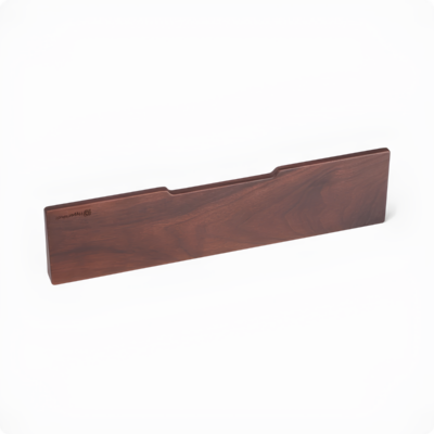 Kê Tay Bàn Phím Gỗ Tự Nhiên HyperWork Wrist Rest - Gỗ Óc Chó (Nhập Khẩu Cao Cấp, Đệm Chống Trượt, Độ Nghiêng Công Thái Học) Kê Tay Bàn Phím Gỗ Tự Nhiên HyperWork Wrist Rest - Gỗ Óc Chó (Nhập Khẩu Cao Cấp, Đệm Chống Trượt, Độ Nghiêng Công Thái Học) - Kê tay bàn phím <b>Wirst Rest - Gỗ óc chó</b> là phụ kiện công thái học cao cấp giúp nâng đỡ cổ tay và bảo vệ sức khỏe cho người thường xuyên gõ phím. Chế tác từ 100% gỗ óc chó tự nhiên nhập khẩu với hệ vân sang trọng, <b>Wirst Rest - Gỗ óc chó</b> mang lại cảm giác tiếp xúc da êm ái, thoáng mát vào mùa hè và ấm áp vào mùa đông. Thiết kế độ dốc công thái học chuẩn 0,75 - 1,8 cm cùng đệm cao su chống trượt giúp giữ thẳng trục cổ tay tự nhiên, loại bỏ cảm giác căng cơ và phòng ngừa hội chứng ống cổ tay. Với 3 tùy chọn chiều dài 30cm, 32cm và 36cm, kê tay <b>Wirst Rest - Gỗ óc chó</b> tương thích hoàn hảo với mọi kích cỡ bàn phím cơ hiện nay.